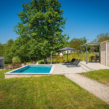 Histria Hedonica In Zabrezani - Haus Fuer 4 Personen Villa Pazin